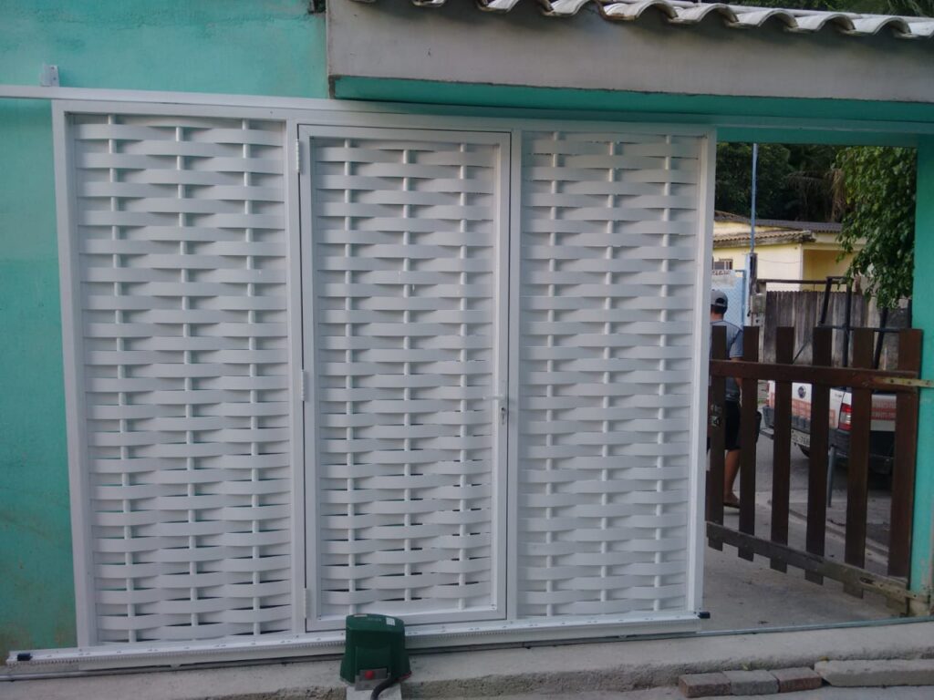Portão de garagem automático