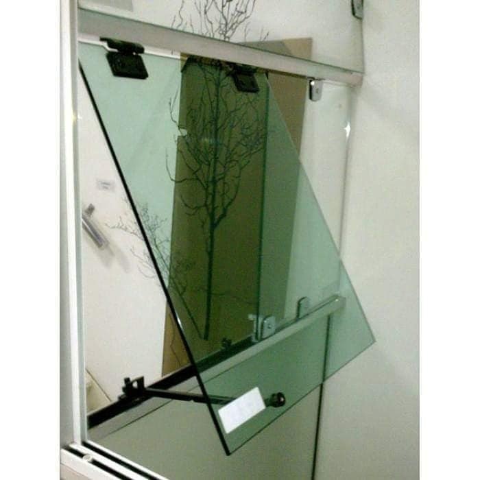 Vitrô basculante de vidro