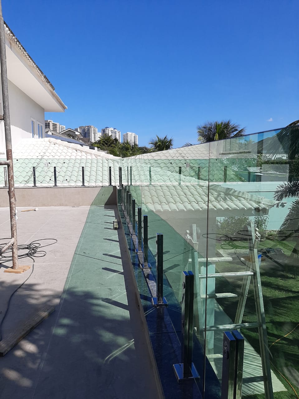 Guarda-corpo com torre de inox