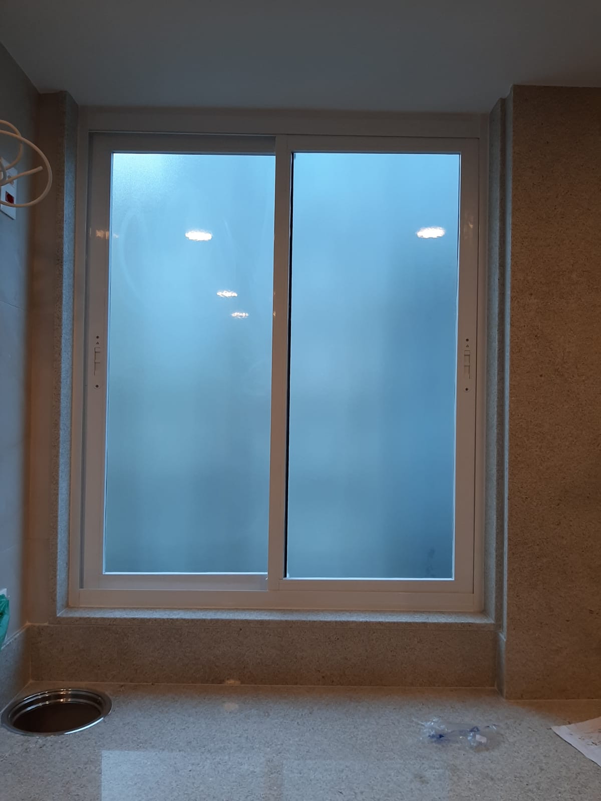 Janela de aluminio branco